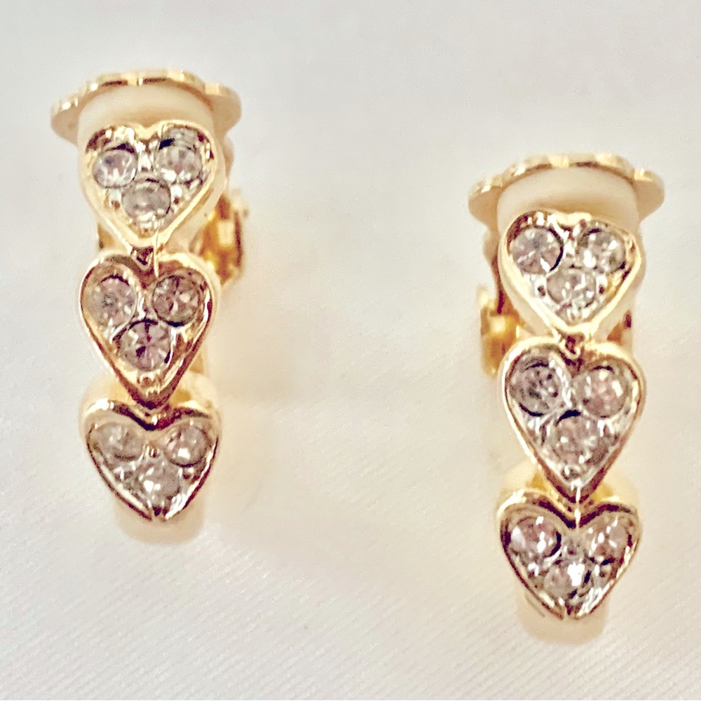 Vintage gold tone heart earrings